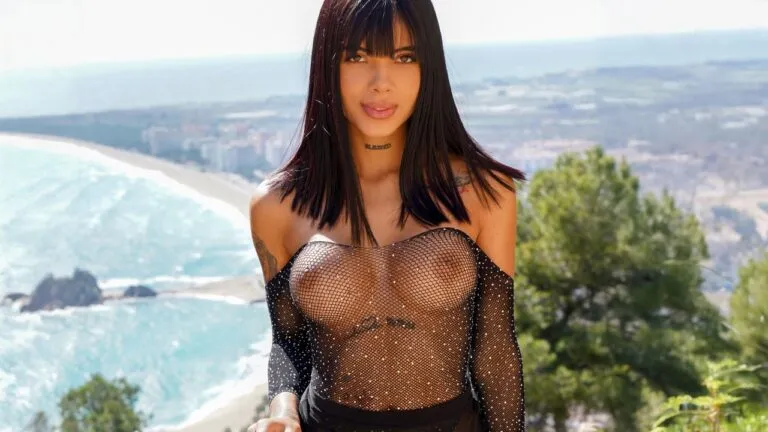 Atheana Rose Loves Public Anal